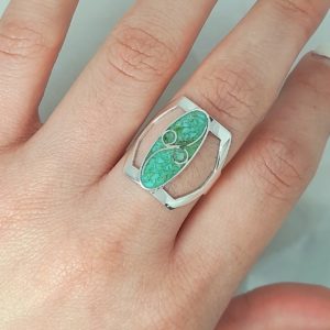 Anillo de Plata con detalle en Piedra