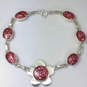 Pulsera de flor de plata con piedra cielo rosa