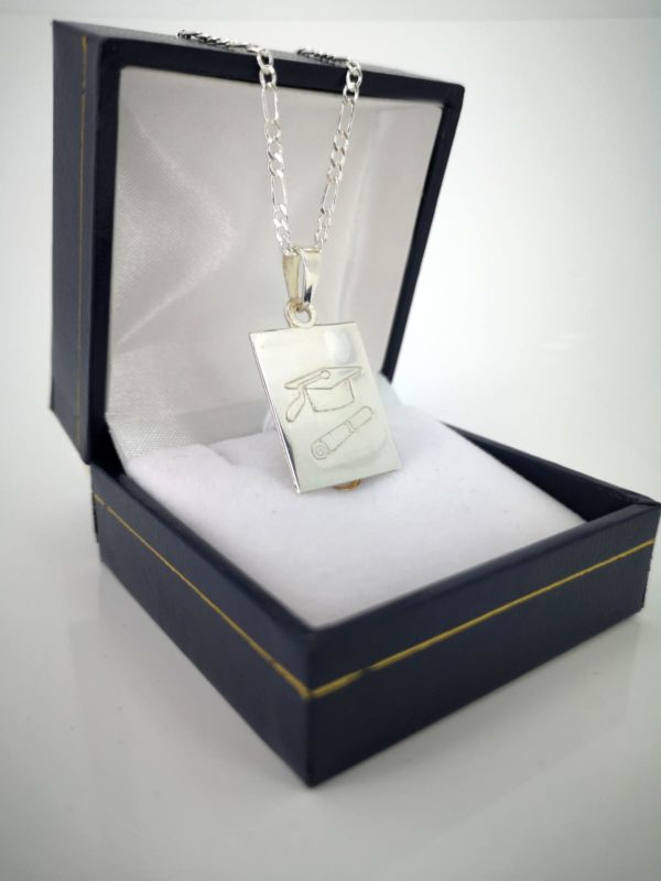 Colgante de Graduación + Cadena de Plata